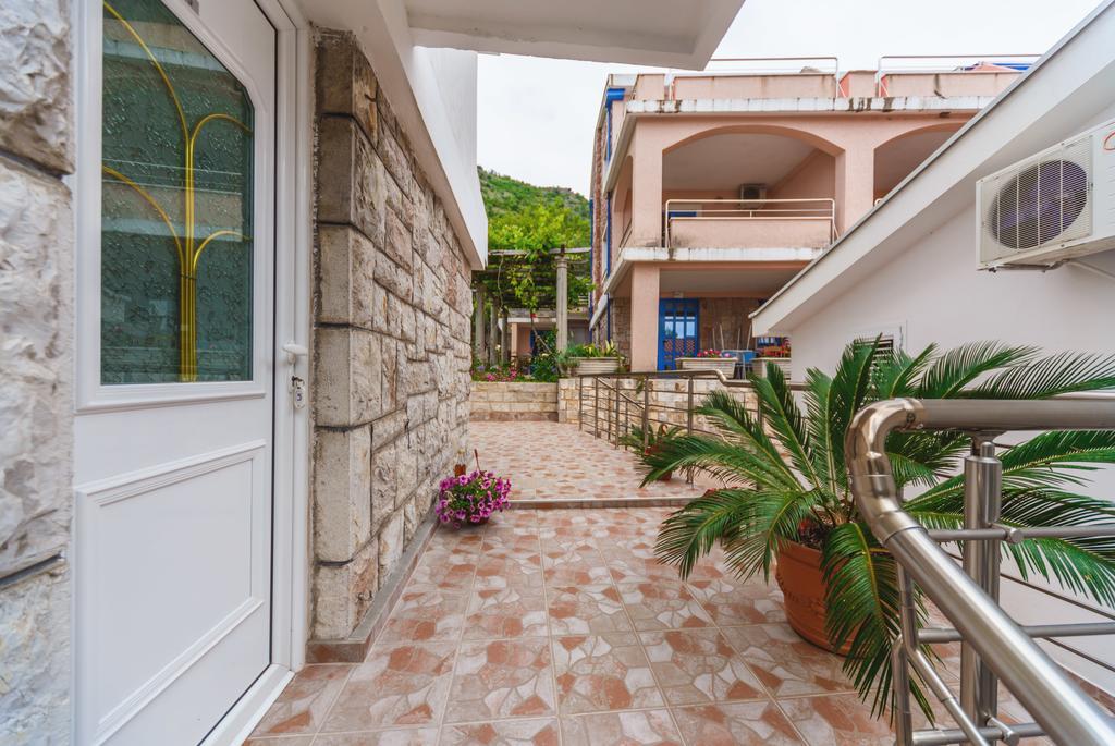 Apartmani Steni Ilha Sveti Stefan Exterior foto