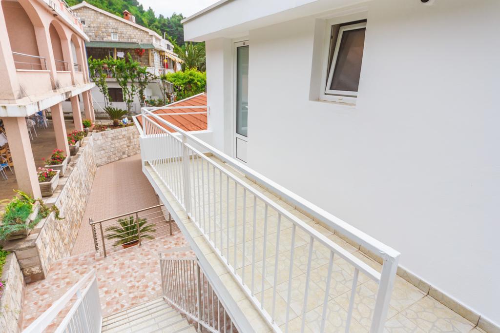 Apartmani Steni Ilha Sveti Stefan Exterior foto