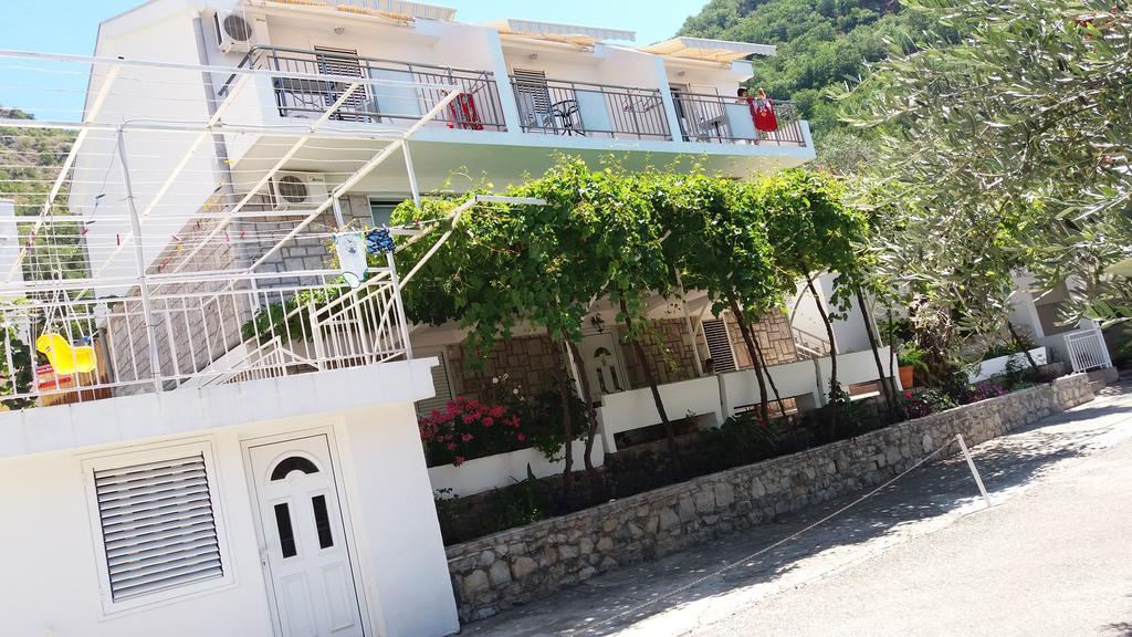 Apartmani Steni Ilha Sveti Stefan Exterior foto